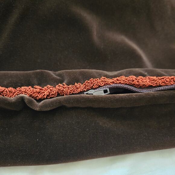 Velvet Pillow Shams Set of 4 Two Large Square Two Rectangle Brown/Burnt Orange - Picture 4 of 9